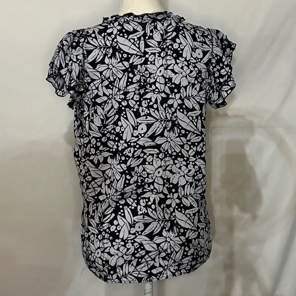 Blouses/flannels/button downs-2 for $20 or 3 for $30 (Mix & Match)